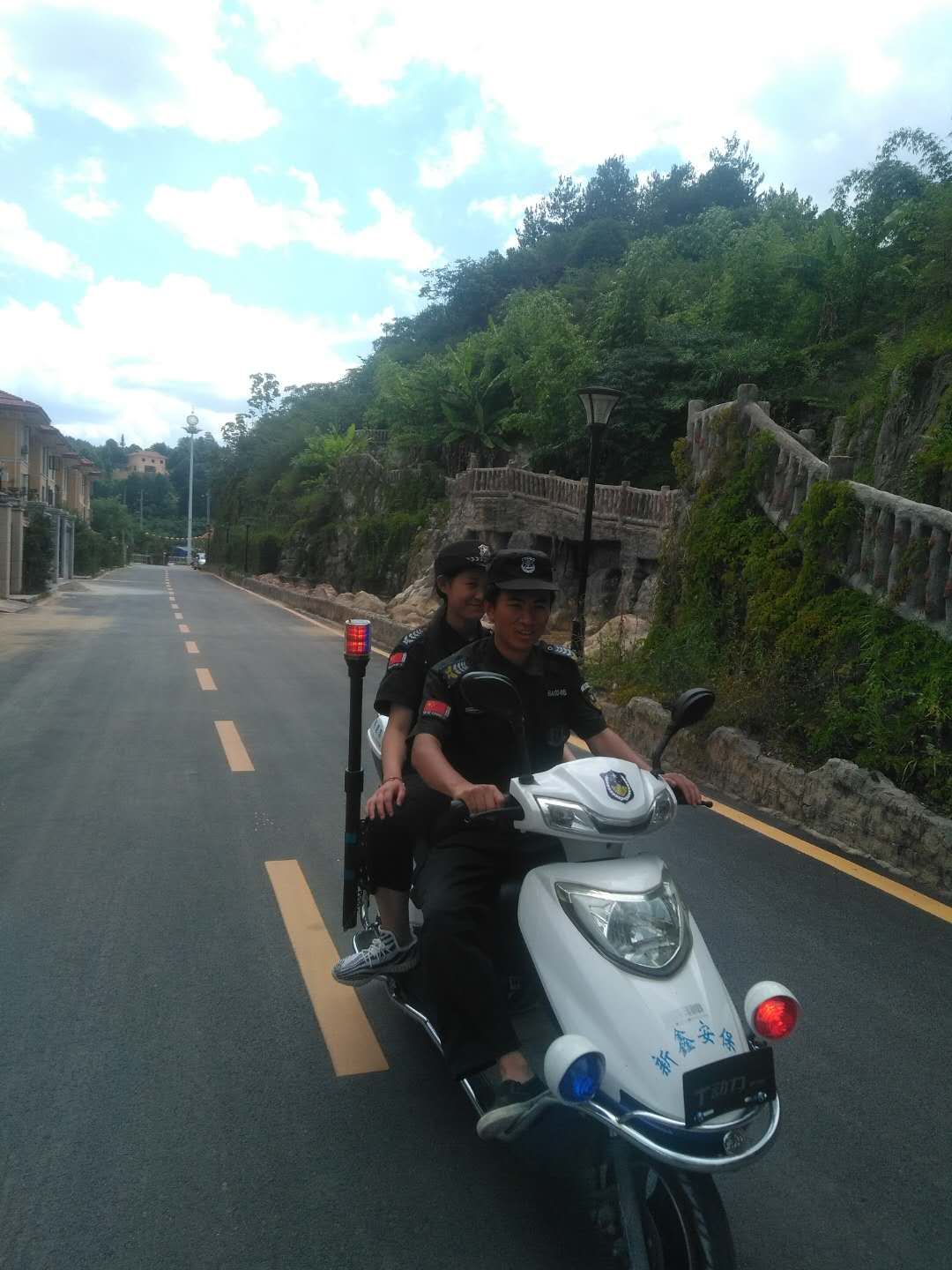 贵州双龙新鑫安保服务有限公司